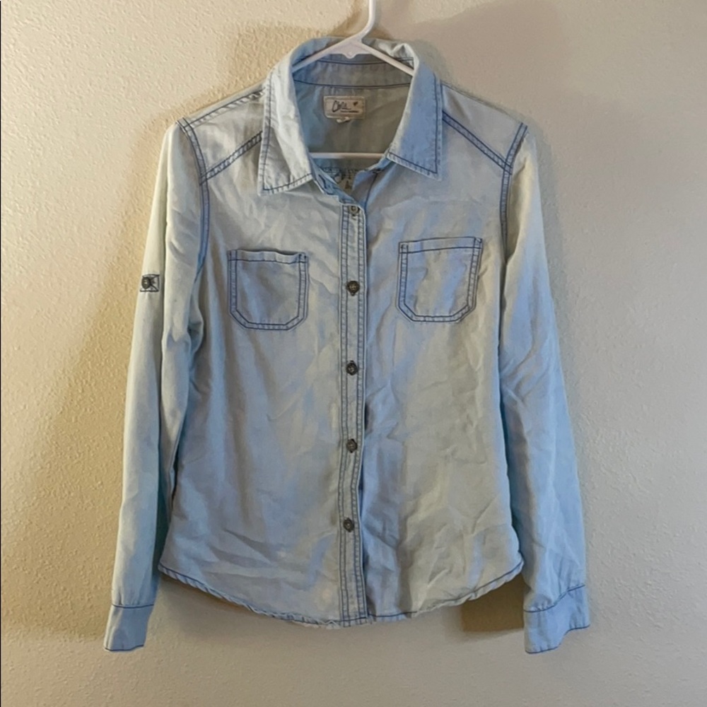 Crotchet back button up